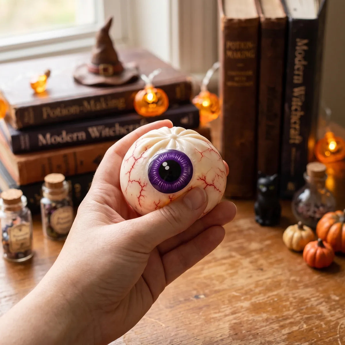 Creepy Eyeball Halloween Dumpling Squishy – view 6