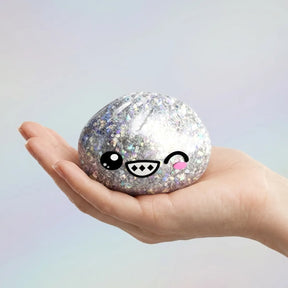 Shimmer Rare Silver Dumpling Squishy – view 3